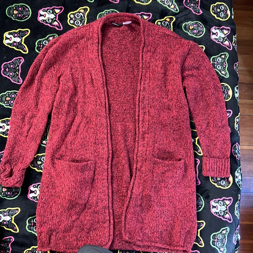 H&M red cardigan